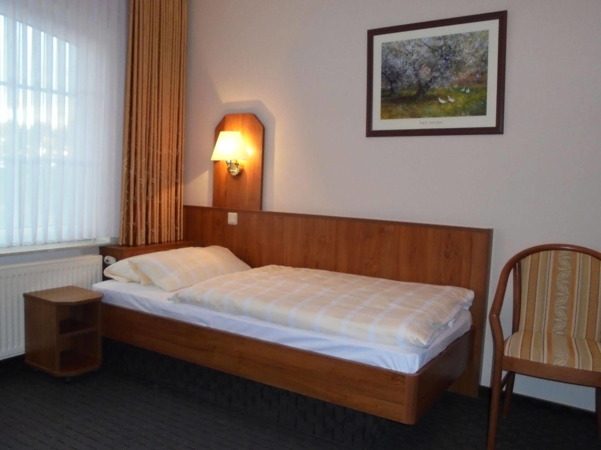 Hotel-Landgasthof Herzog Barssel  Dış mekan fotoğraf