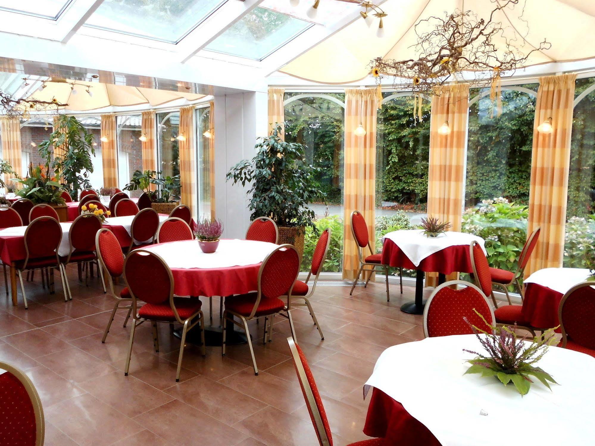 Hotel-Landgasthof Herzog Barssel  Dış mekan fotoğraf